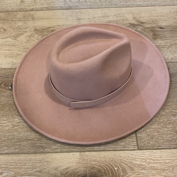 Hat - Picture 3 of 3